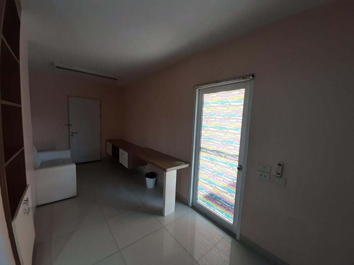 Ruamsab2 รวมทรัพย์2 Apartamento Banguecoque Exterior foto