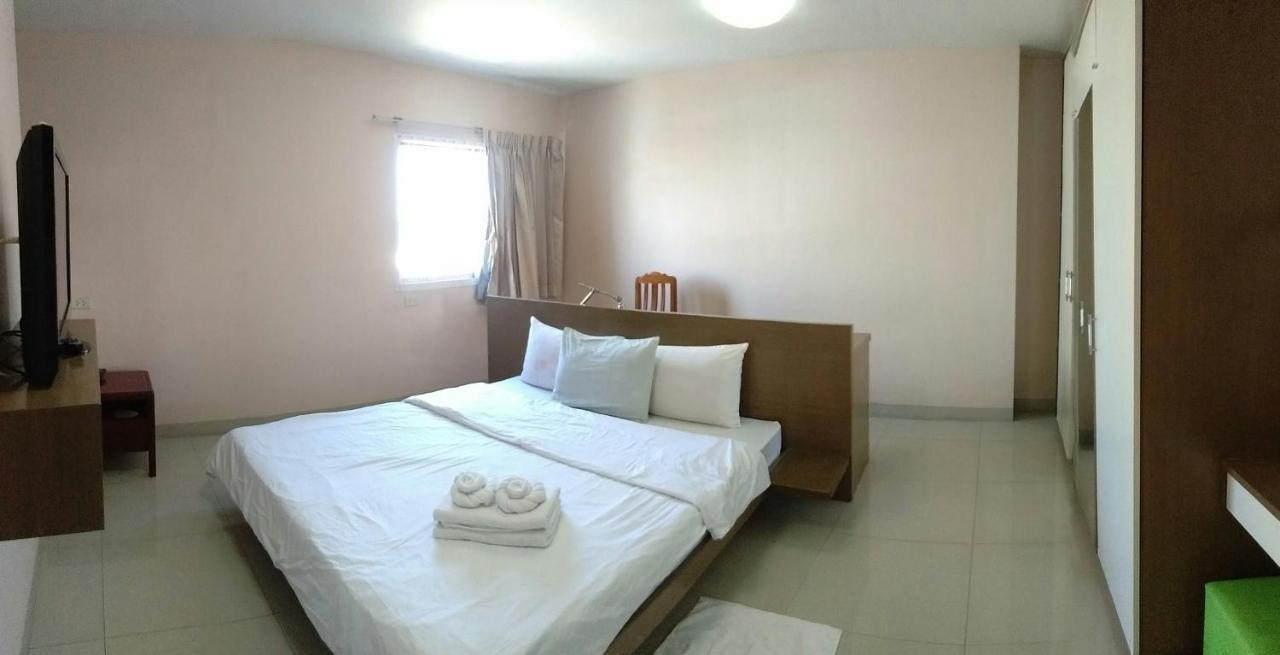 Ruamsab2 รวมทรัพย์2 Apartamento Banguecoque Exterior foto