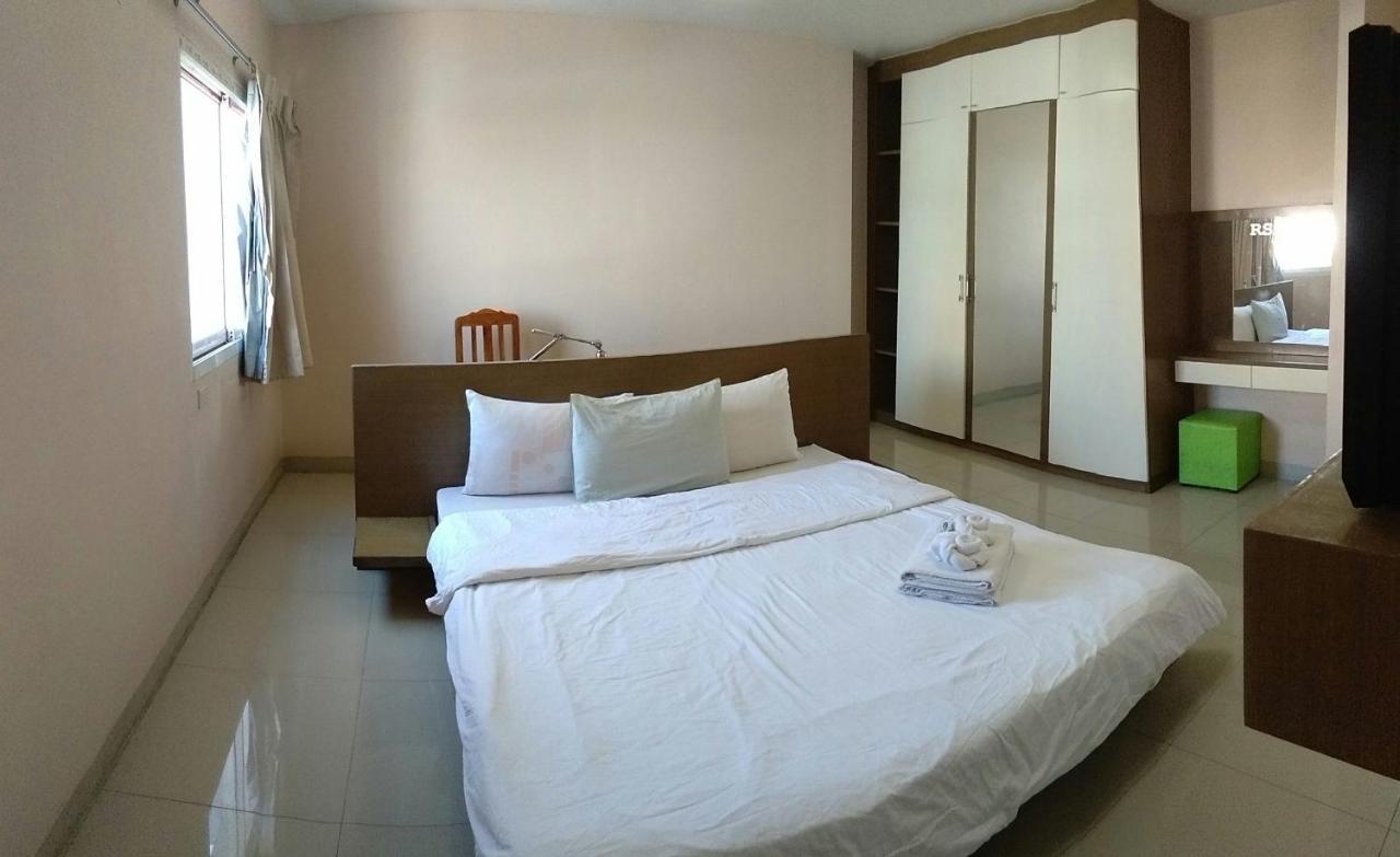 Ruamsab2 รวมทรัพย์2 Apartamento Banguecoque Exterior foto